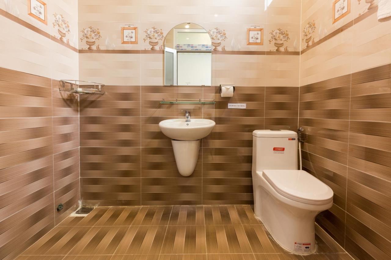 Отель Oyo 960 Hoai Tam Фантхьет Экстерьер фото